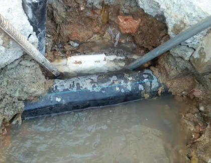 贡山测漏水之水管漏水